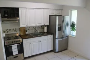 Great Location Luxus 4 BR / 2 BA Beach House, Whirlpool - Image 4