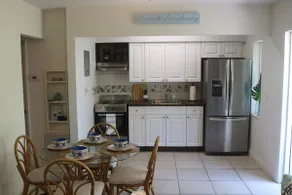 Great Location Luxus 4 BR / 2 BA Beach House, Whirlpool - Image 2