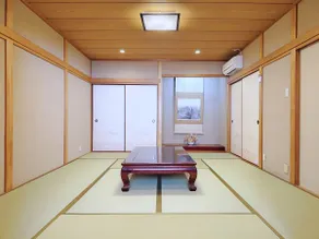 Spotless Clean! 8 min to Namba! Up to 9 guests - Image 3
