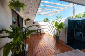 Spacious luxury villa with incredible ocean views, 5 minutes from the beach - Image 5
