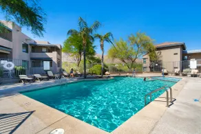 Lovely Quiet Condo at the Greens/Spa/Pool! - Image 4