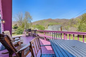 Cozy A-Frame Ski Chalet Near the Slopes - Sleeps 6 - Image 4