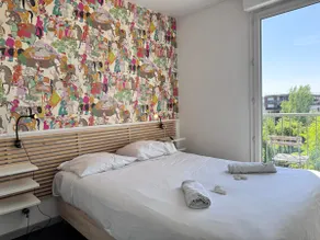 3 bedrooms + Safe parking in Paris-Stade de France - Image 3
