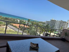 Beachfront apartment - Image 3