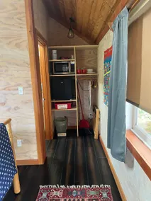 Tidy House in the Heart of Vashon - Image 5