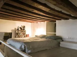 Sylvie's house in the heart of the Marais - Image 4