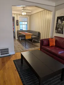 2 Bedroom house on 4th street downtown Royal Oak - Image 3