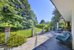 VILLA ELISABETH [PRIVATE GADEN LAKE ACCESS] ★★★★★ - Image 4
