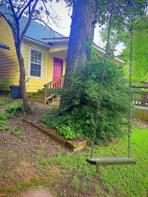 Trigger Town Cottage - Image 5