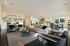 Inner City Resort - Image 2