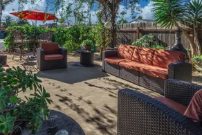 Giraffe House - Chula Vista, Californie - Image 3