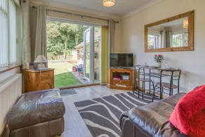 The Nest - Perfect coastal bolthole in Mundesley, Crabpot Cottages, Sheringham - Image 2