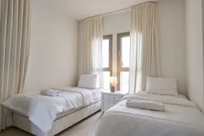 Spacious apartment best location - Image 5
