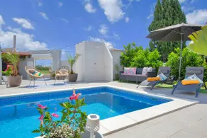heated pool - Image 3