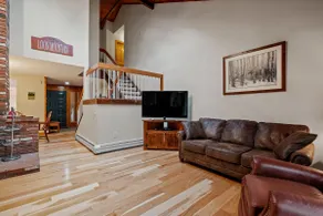 On Mtn. 10 Beds w Gym/Pool Access- Walk to Lifts! - Image 4