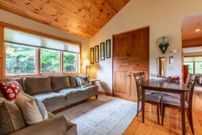 Vermont Getaway Apartment - Image 2