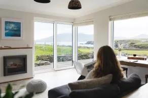 Ocean Blue – Coastal Cottage with Sea View, Dingle - Image 4