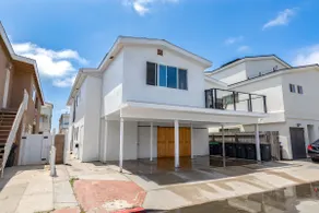 5sec walk to beach Sleeps 9, 5 Bdm. 3 Parking spot - Image 4