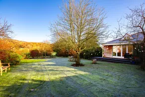 Garden Suite 1, Lovely Apartment in Rural Setting - Image 2