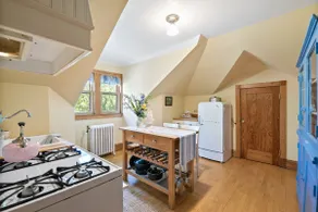 Historic Manor House Private Guest Suite Evanston - Image 5