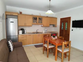 Garden Home - Image 5