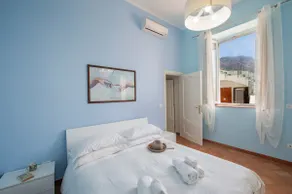 Casa Punta Paradiso - Hot Tub and Panoramic Garden - Image 4
