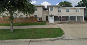 Historical Montrose 2 BRs /1ba with W/D apt 2 - Image 4