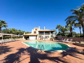 VILLA EGADI MIT POOL UND TENNISPLATZ - Image 4