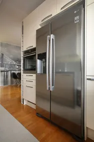 Brand New Apartment- 13 min walk from Main Square - Image 5