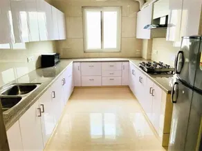 BluO 1BHK - DLF CyberCity, MG Road / Balcony, Lift - Image 3