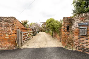 Luxury Apartment, The Barn, Cookham - Image 3