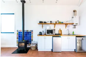 Modern Beach Apartment - Image 5