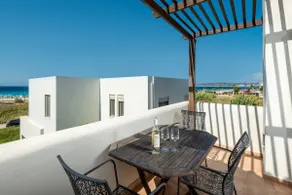 Spacious elegant 2 room sea view apartment Ares - Image 5
