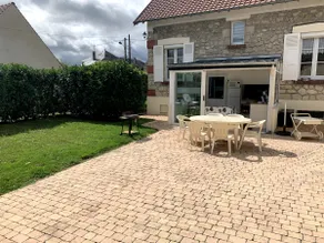 House and garden in the heart of a village - Image 4