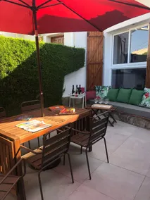Delightful air-conditioned terraced house-Pool - Image 4