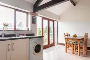 Hilltop barn cottage, fewston, Nr Harrogate - Image 4