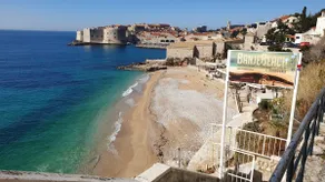Luxury Seafront Apartment Banje - Image 4