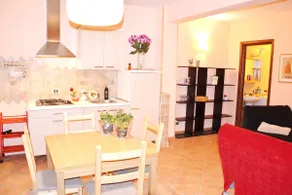 Apartment An on the first floor in a villa with garden, parking and Wi-Fi - Image 4