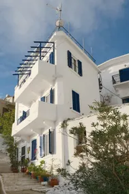 Alkistis Cozy By The Beach Apt In Ikaria Island, Therma 1st Floor - Image 3