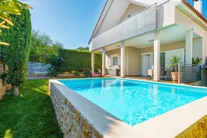 Athina Sea Villa Close To Athens - Image 2