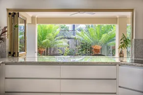 Six Beachside With Tropical Heated Pool - Image 3