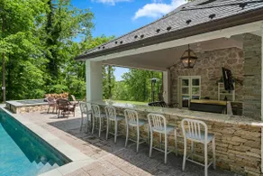 Large Estate in Town w/ Water View, Pool, Hot Tub - Image 5
