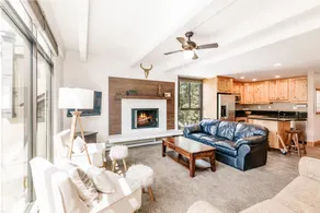 Ski in/Ski Out Slope Views Sleeps 6 -Snowflake 212 - Image 4