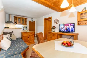 Cozy apartment in prime location - Image 2