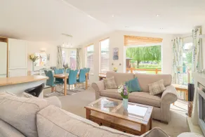 Bedøvelse sydvendt lodge på bredden af ​​Avon i Shakespeare's Stratford - Image 2