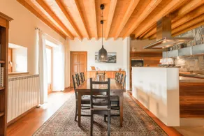 Rustic with pool, panoramic views & 4 bedrooms - Image 4