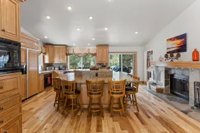 Beautiful Lake Tahoe Large Home w/ Pool table - Image 4