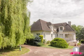 Family house, private heated swimming pool - Image 4