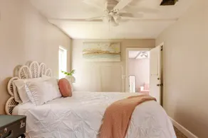 Historic Charmer in Downtown Mesa - Image 4