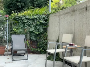 Large loft on two levels with garden - Image 3